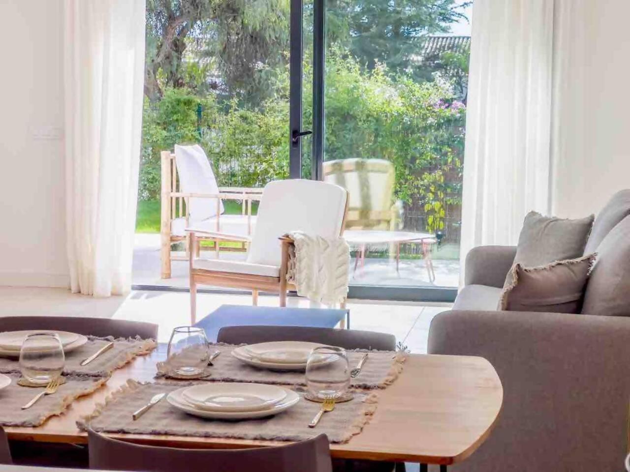 Bajo Con Jardin En La Milla De Oro Appartement Marbella Buitenkant foto
