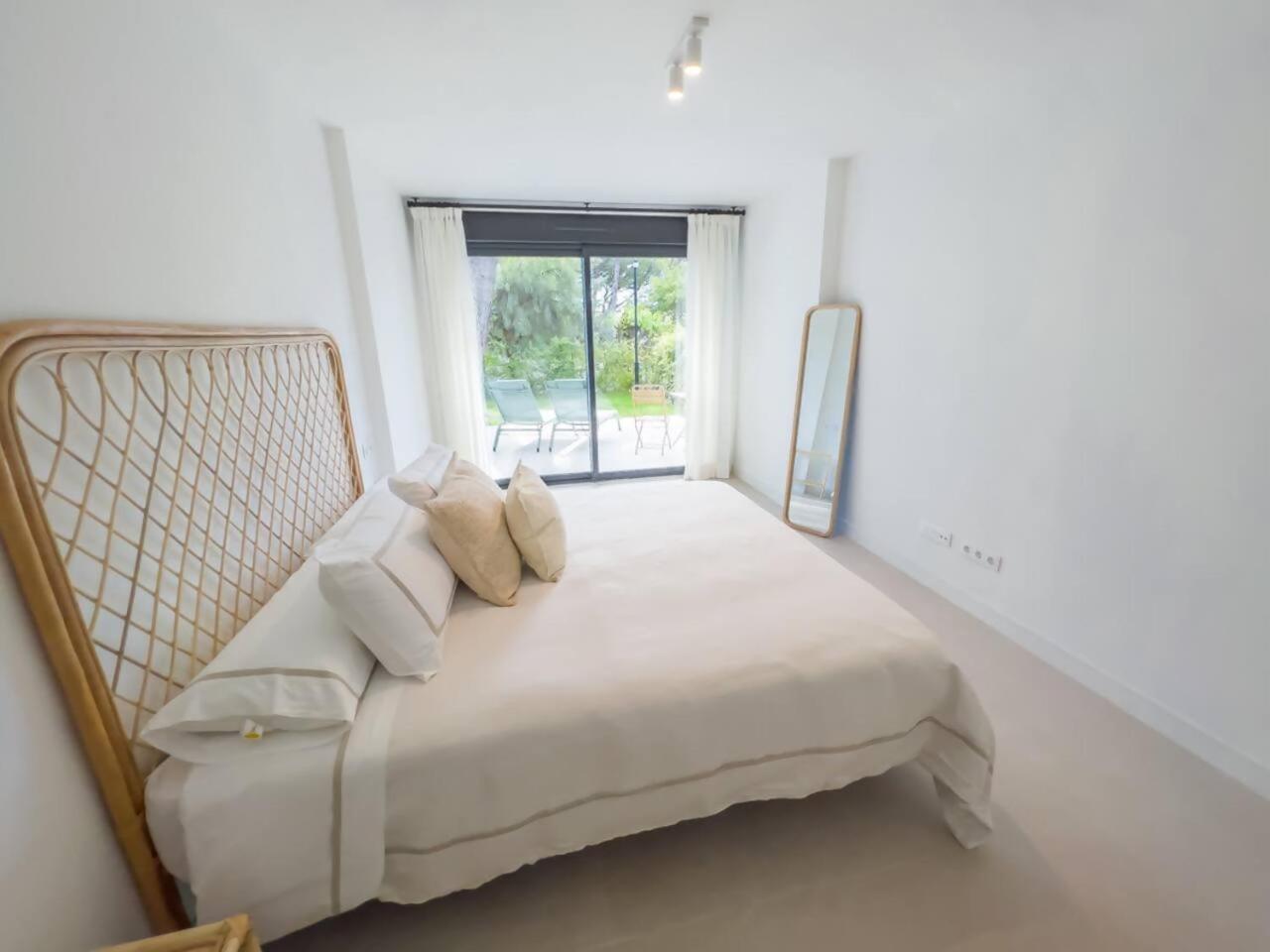 Bajo Con Jardin En La Milla De Oro Appartement Marbella Buitenkant foto