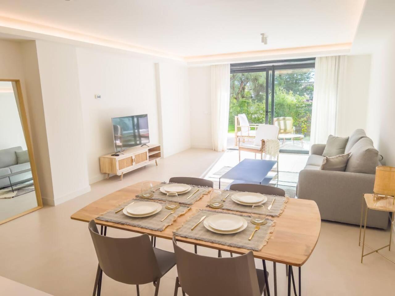 Bajo Con Jardin En La Milla De Oro Appartement Marbella Buitenkant foto