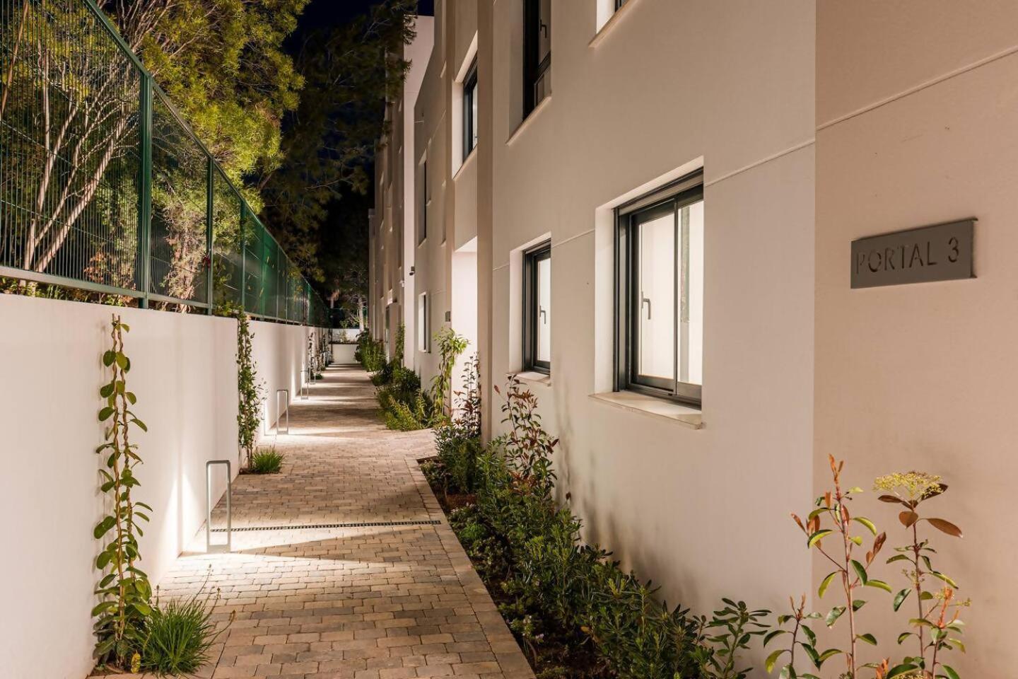 Bajo Con Jardin En La Milla De Oro Appartement Marbella Buitenkant foto