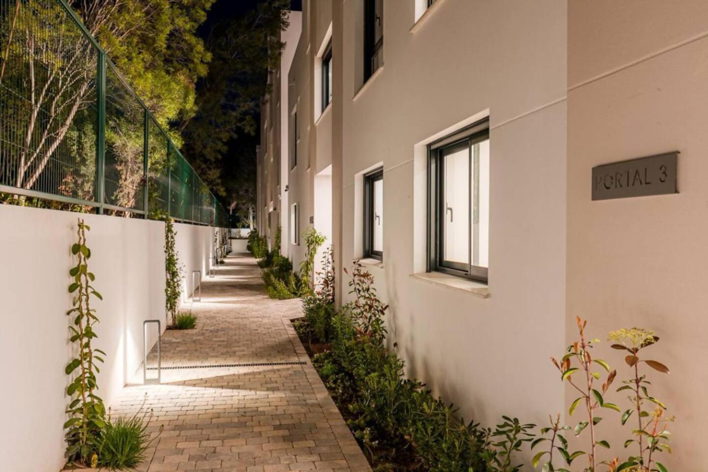 Bajo Con Jardin En La Milla De Oro Appartement Marbella Buitenkant foto